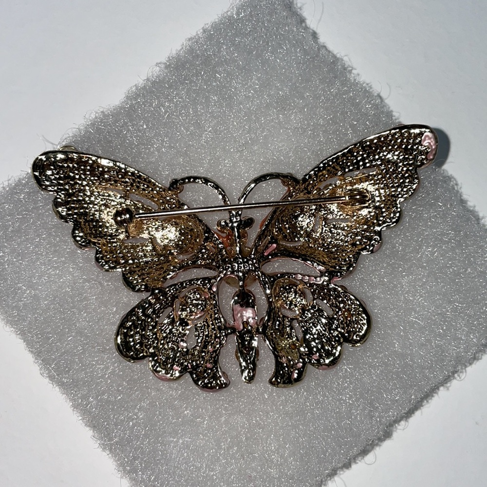 Butterfly Pin/Brooch - Picture 3 of 6